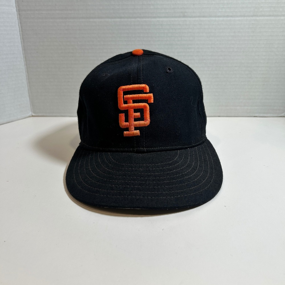 Vintage New Era Hat Black San Francisco Giants 7 3/8 MLB Pro Model Made in USA